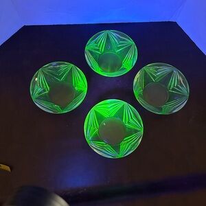 4 uranium glass berry bowls